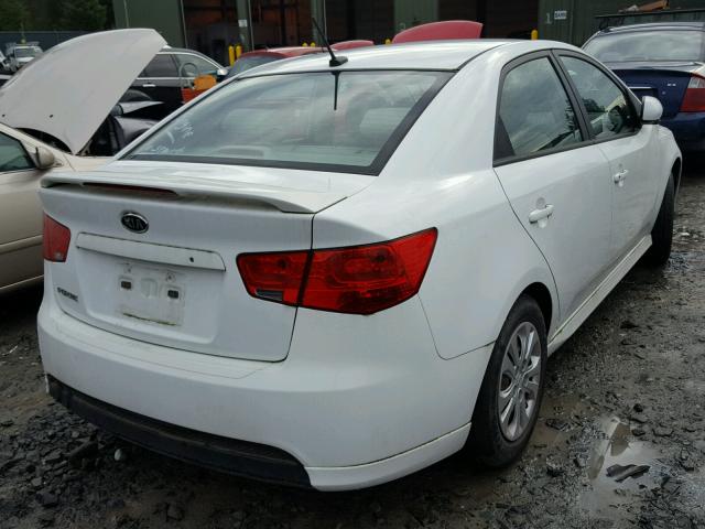 KNAFT4A26C5477612 - 2012 KIA FORTE LX WHITE photo 4