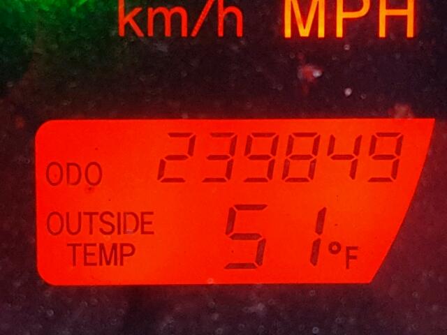 2T1KR32E73C021396 - 2003 TOYOTA MATRIX 银色 照片 8