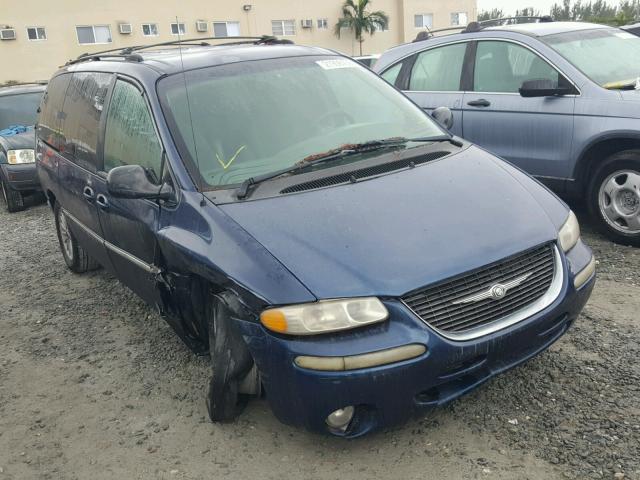 1C4GP54G4YB649704 - 2000 CHRYSLER TOWN & COU BLUE photo 1