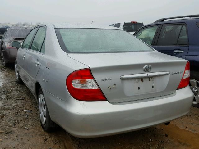 4T1BE32K94U334340 - 2004 TOYOTA CAMRY LE WHITE photo 3