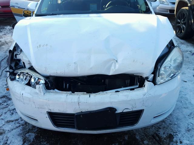 2G1WD5EM8B1229582 - 2011 CHEVROLET IMPALA POL WHITE photo 7