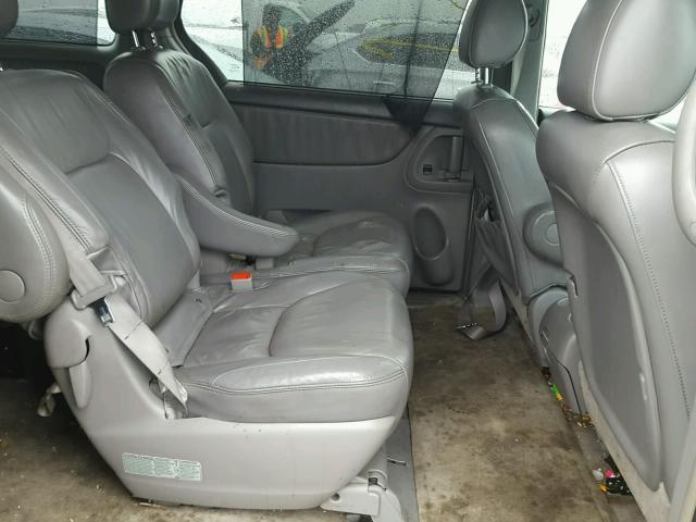 5TDZA22C75S259628 - 2005 TOYOTA SIENNA XLE SILVER photo 6