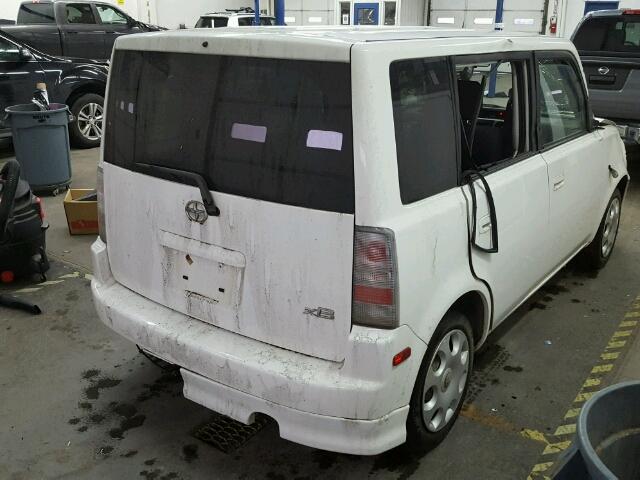 JTLKT324X50218668 - 2005 TOYOTA SCION XB WHITE photo 4