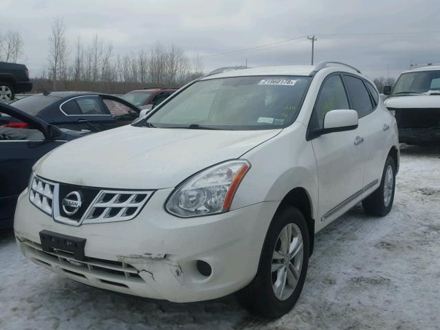 JN8AS5MV4DW139315 - 2013 NISSAN ROGUE S WHITE photo 2