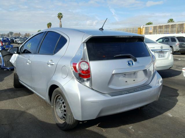 JTDKDTB32E1569617 - 2014 TOYOTA PRIUS C SILVER photo 3