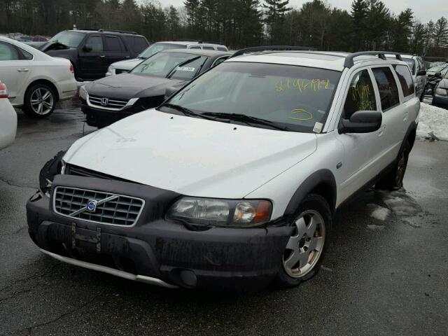 YV1SZ59H141141352 - 2004 VOLVO XC70 WHITE photo 2