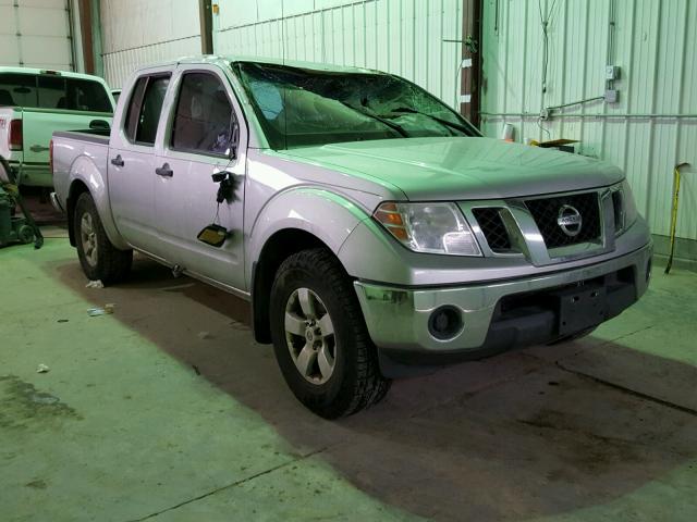 1N6AD0ER2AC409226 - 2010 NISSAN FRONTIER C SILVER photo 1