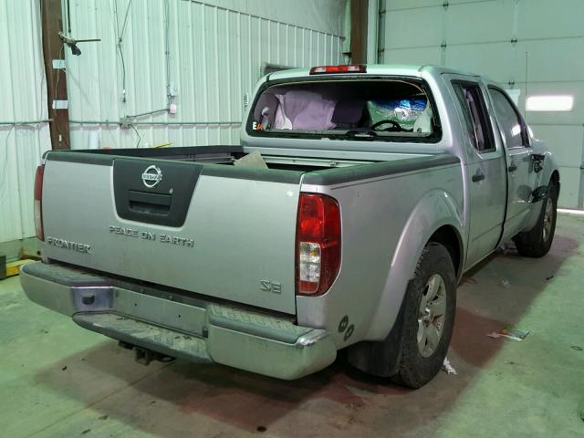 1N6AD0ER2AC409226 - 2010 NISSAN FRONTIER C SILVER photo 4