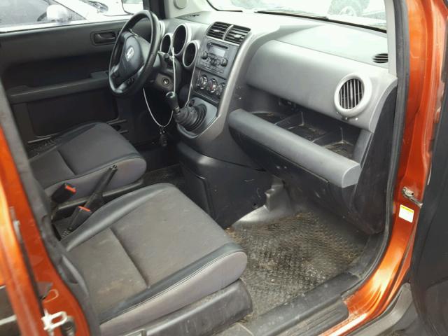 5J6YH276X4L017095 - 2004 HONDA ELEMENT EX ORANGE photo 5