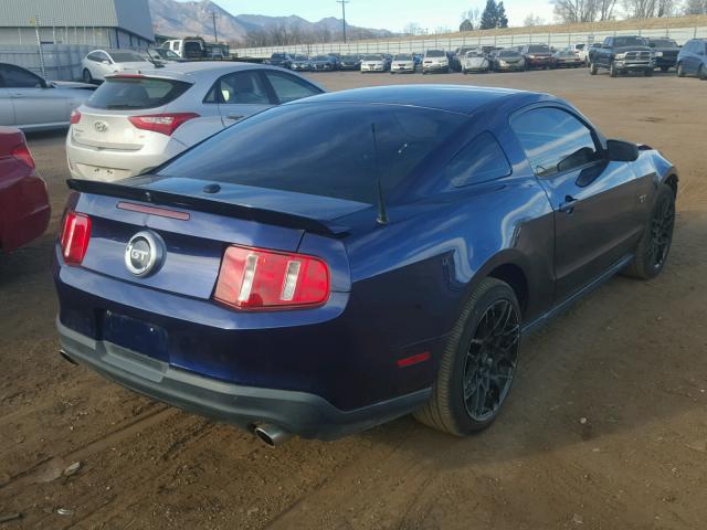 1ZVBP8CH9A5120787 - 2010 FORD MUSTANG GT BLUE photo 4