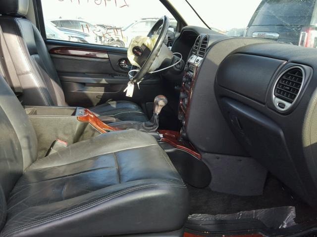 1GKET16S756174393 - 2005 GMC ENVOY XL SILVER photo 5