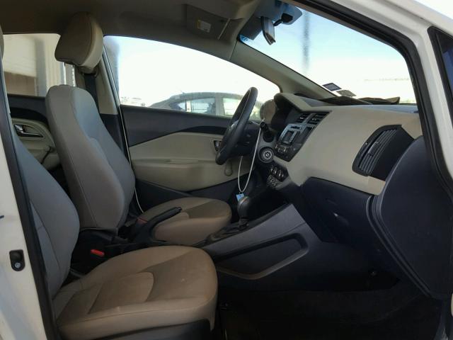 KNADM4A30F6496586 - 2015 KIA RIO LX Սպիտակ լուսանկար 5
