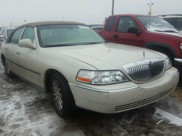 1LNHM81V77Y613840 - 2007 LINCOLN TOWN CAR S WHITE photo 1