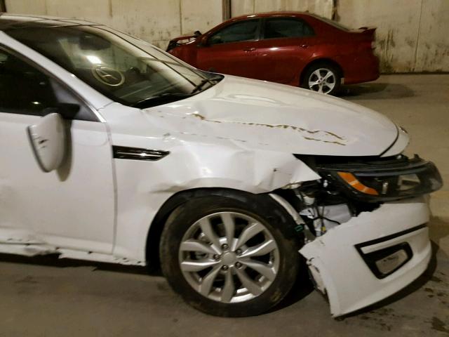 5XXGN4A76FG473461 - 2015 KIA OPTIMA EX WHITE photo 9