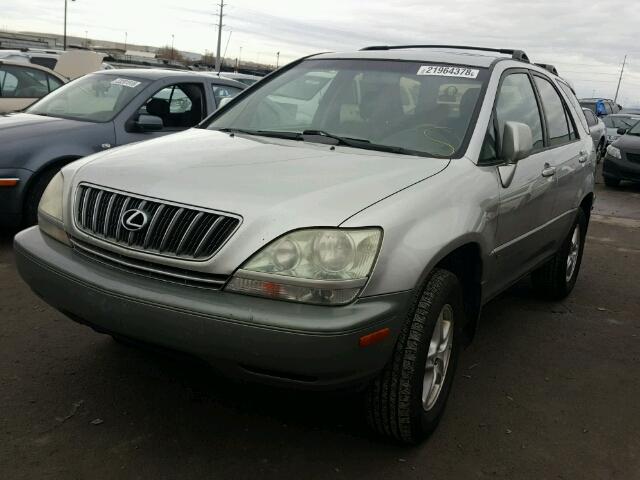 JTJHF10U020241759 - 2002 LEXUS RX 300 SILVER photo 2