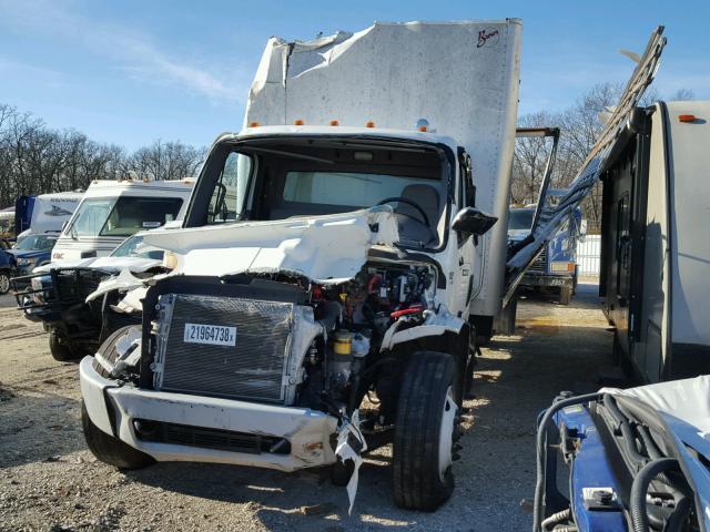 3ALACWDT1GDHE5802 - 2016 FREIGHTLINER M2 106 MED WHITE photo 2