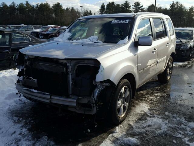 5FNYF4H48EB054557 - 2014 HONDA PILOT EX WHITE photo 2