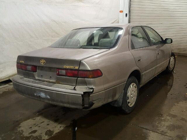 4T1BG22KXXU403223 - 1999 TOYOTA CAMRY CE BROWN photo 4