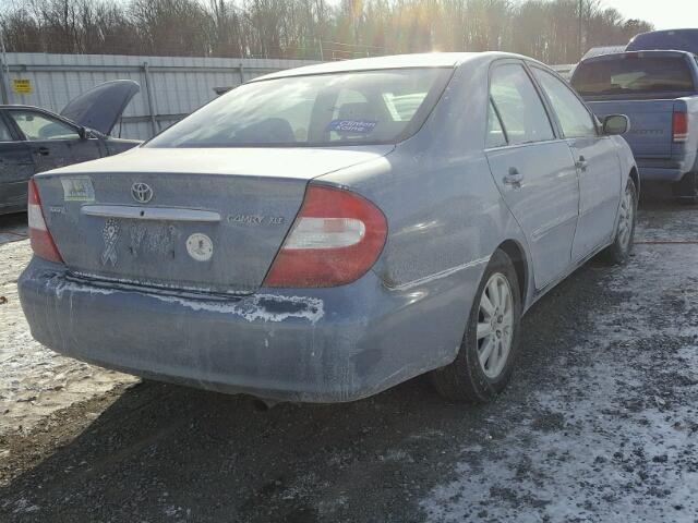 JTDBE30K130167629 - 2003 TOYOTA CAMRY LE BLUE photo 4