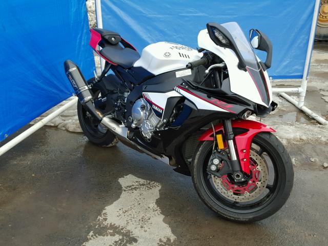 JYARN43E2GA000574 - 2016 YAMAHA YZFR1 S WHITE photo 1