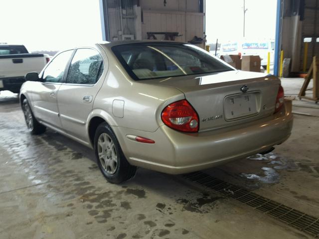 JN1CA31D4YT505744 - 2000 NISSAN MAXIMA GLE BEIGE photo 3