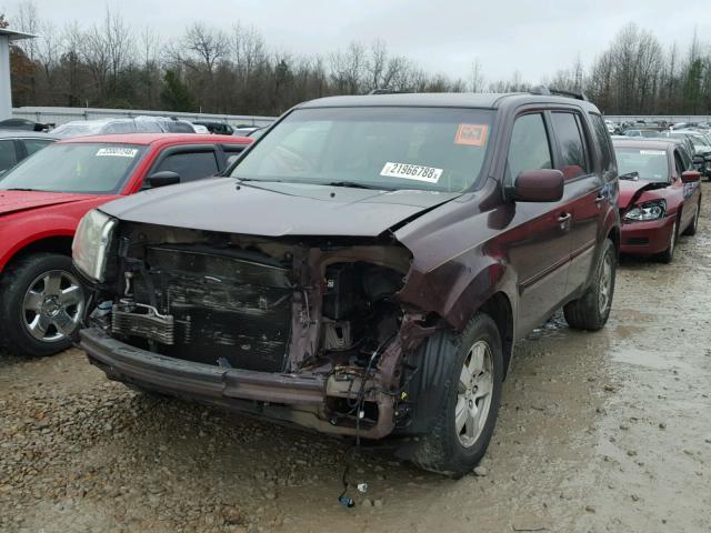 5FNYF384X9B017199 - 2009 HONDA PILOT EX MAROON photo 2