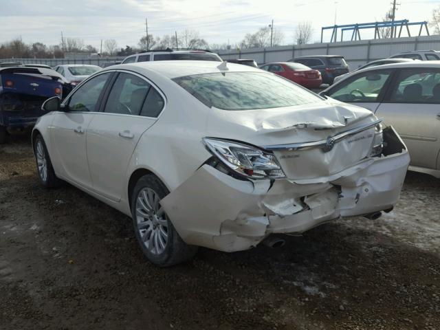 2G4GS5EV2C9213564 - 2012 BUICK REGAL PREM WHITE photo 3