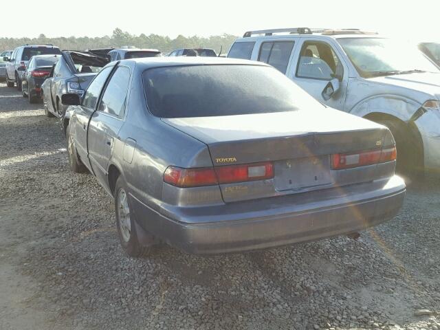 4T1BG22KXVU010769 - 1997 TOYOTA CAMRY CE GRAY photo 3