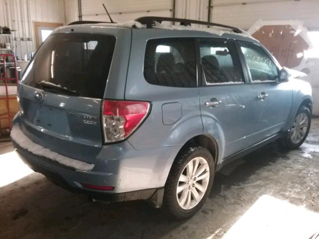 JF2SHADC3BH741454 - 2011 SUBARU FORESTER 2 BLUE photo 4