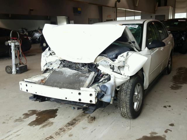 1G1ZT52895F313270 - 2005 CHEVROLET MALIBU LS WHITE photo 2