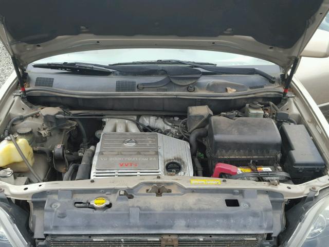 JT6GF10UXY0051482 - 2000 LEXUS RX 300 CREAM photo 7