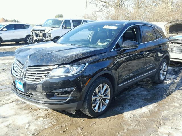 5LMCJ2D99HUL35298 - 2017 LINCOLN MKC SELECT BLACK photo 2