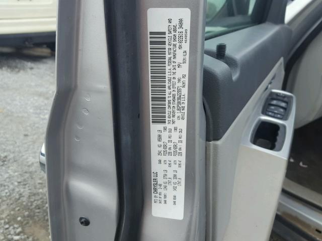 1J8GP58K98W229971 - 2008 JEEP LIBERTY LI SILVER photo 10