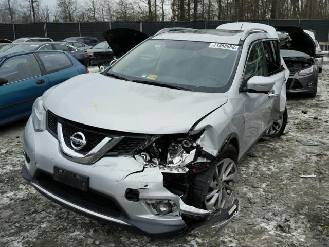 5N1AT2MV7FC750379 - 2015 NISSAN ROGUE S SILVER photo 2