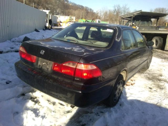 1HGCG6656XA043701 - 1999 HONDA ACCORD LX BLACK photo 4