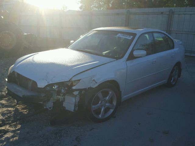 4S3BL626387218988 - 2008 SUBARU LEGACY 2.5 WHITE photo 2