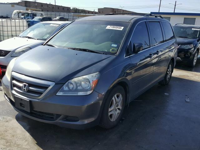 5FNRL38405B035153 - 2005 HONDA ODYSSEY EX GRAY photo 2