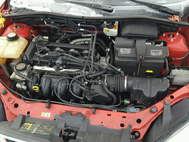 1FAHP31N67W140528 - 2007 FORD FOCUS ZX3 RED photo 7