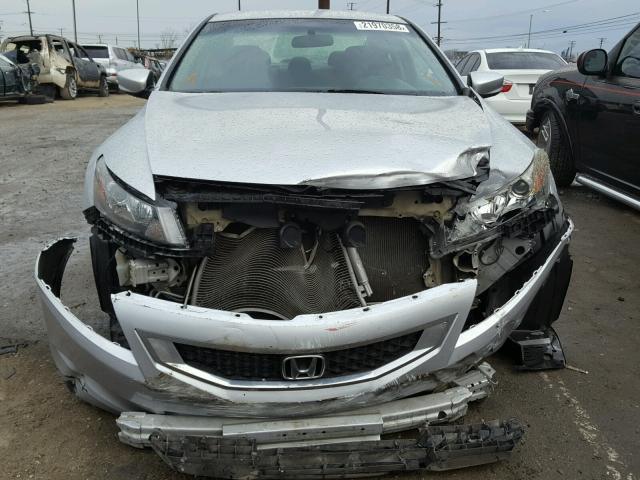 1HGCS1B33AA006389 - 2010 HONDA ACCORD LX SILVER photo 9