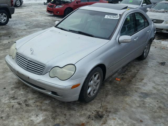 WDBRF81J54F542336 - 2004 MERCEDES-BENZ C 240 4MAT SILVER photo 2