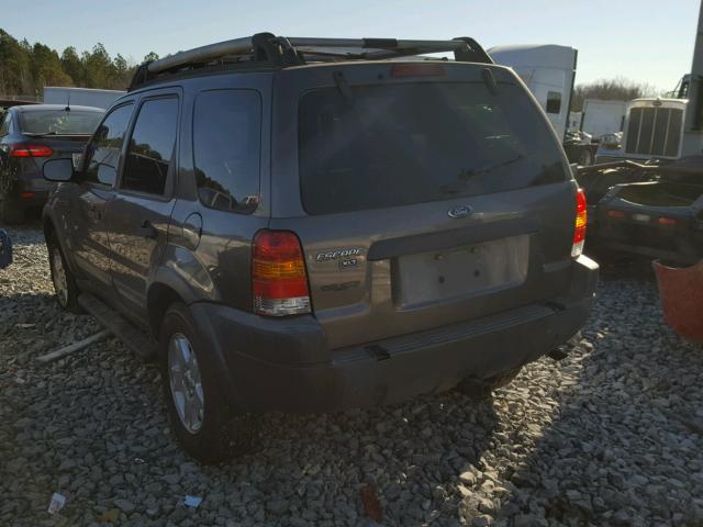 1FMYU03194KA81422 - 2004 FORD ESCAPE XLT CHARCOAL photo 3