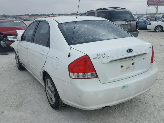 KNAFE221795623951 - 2009 KIA SPECTRA EX WHITE photo 3