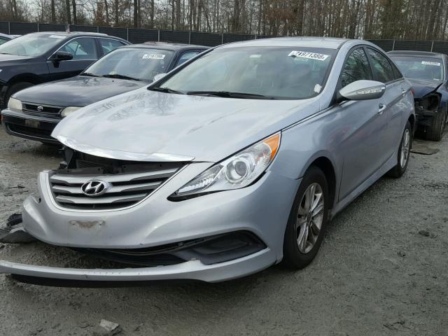 5NPEB4AC3EH908176 - 2014 HYUNDAI SONATA GLS SILVER photo 2