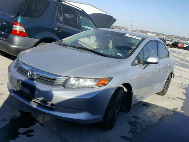 2HGFB2F53CH556131 - 2012 HONDA CIVIC LX SILVER photo 2