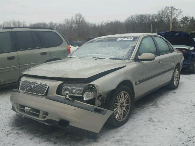 YV1TS94D311150098 - 2001 VOLVO S80 SILVER photo 2