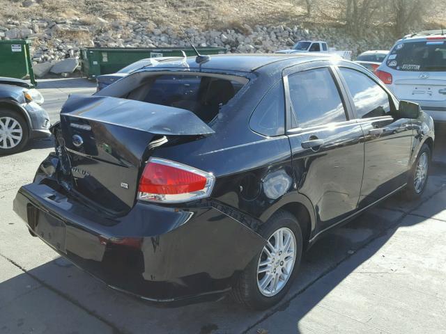 1FAHP35N29W102131 - 2009 FORD FOCUS SE BLACK photo 4