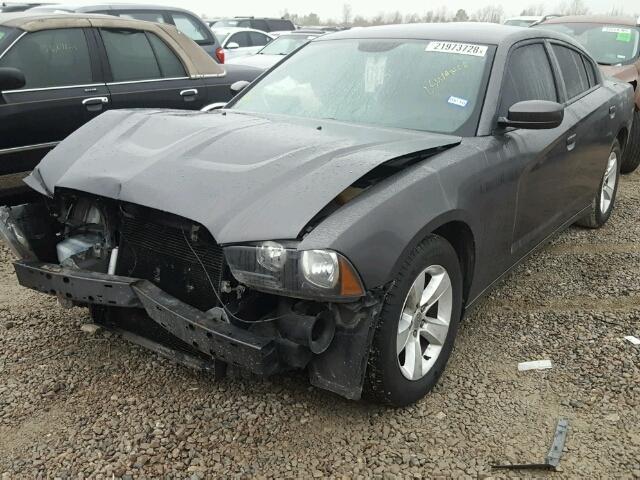 2C3CDXBG6DH663650 - 2013 DODGE CHARGER SE GRAY photo 2