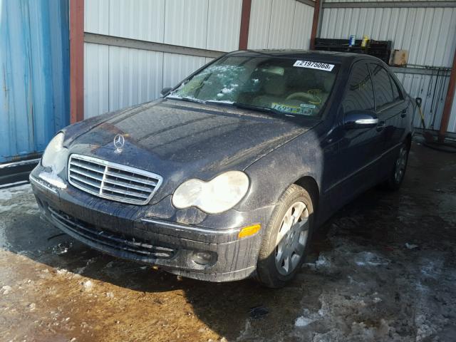 WDBRF81J85F694421 - 2005 MERCEDES-BENZ C 240 4MAT BLUE photo 2