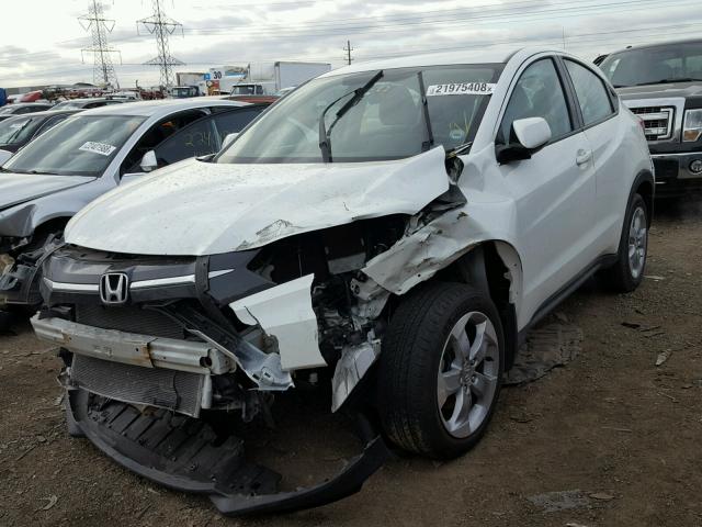 3CZRU6H34GM755070 - 2016 HONDA HR-V LX WHITE photo 2