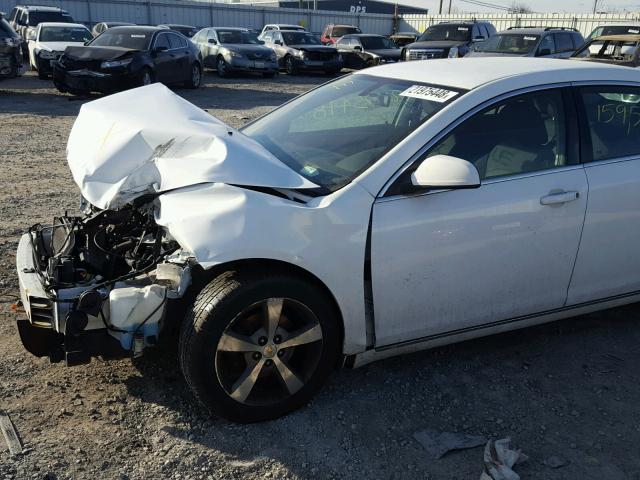 1G1ZC5EUXBF144946 - 2011 CHEVROLET MALIBU 1LT WHITE photo 9